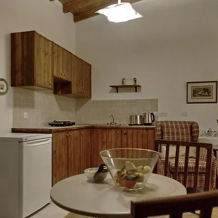 Ipio Suites Country house *