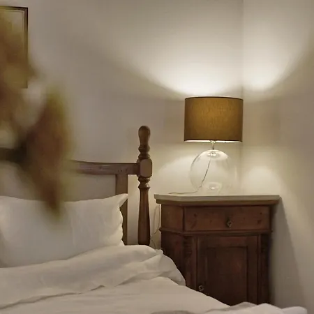 Ipio Suites * Vouni