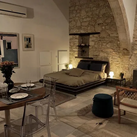 Ipio Suites