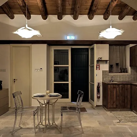 Country house Ipio Suites