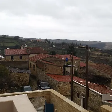 Gospodarstwo wiejskie Ipio Suites Vouni