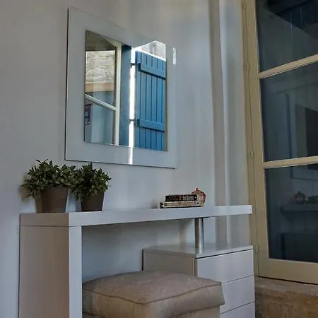 Ipio Suites * Vouni