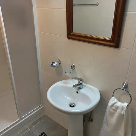 Ipio Suites * Vouni